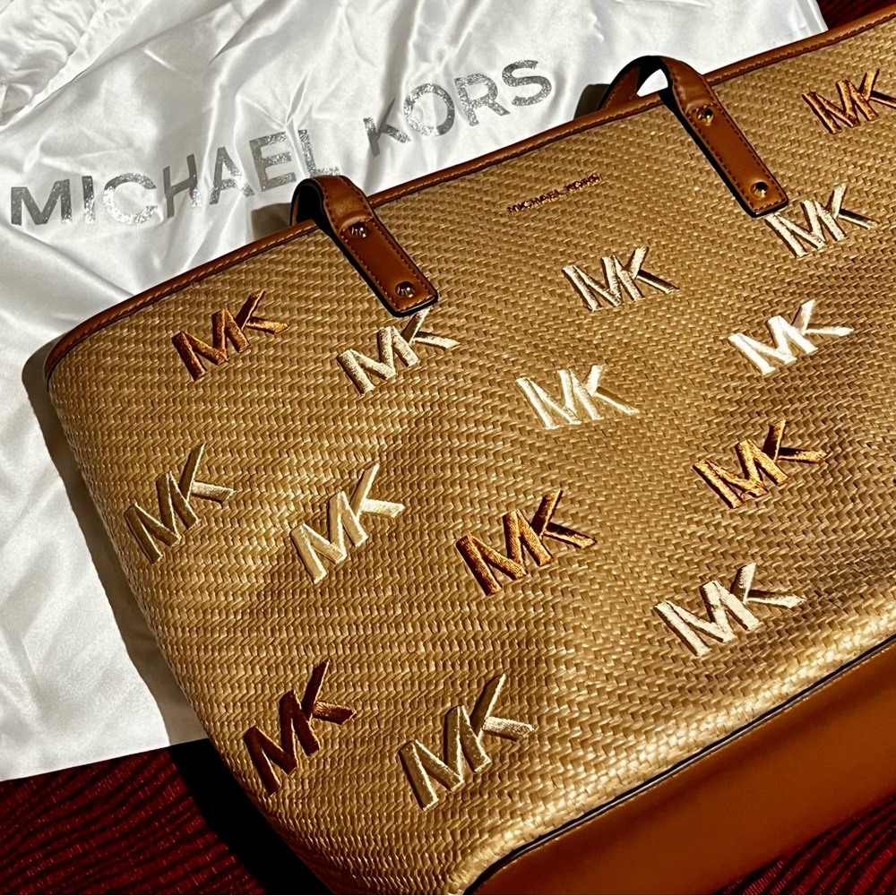 MICHAEL Michael Kors Acorn Multi XLarge Tote Shoulder Bag beautiful EUC - Picture 3 of 13